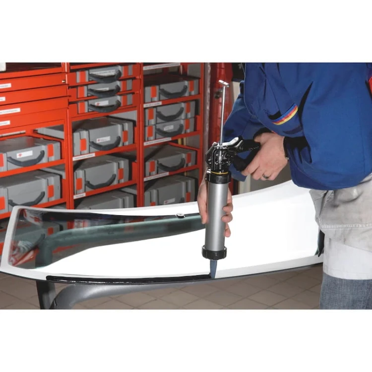 Klej do szyb samochodowych Würth BASIC 310 ml poliuretanowy jednoskładnikowy