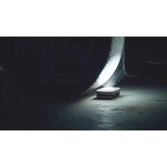 Lampa ręczna akumulatorowa LED 10W 1000LM WURTH