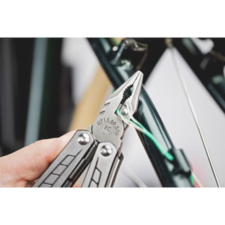 Zestaw narzędzi wielofunkcyjnych Multitool WURTH 9w1 etui narzędzie camping