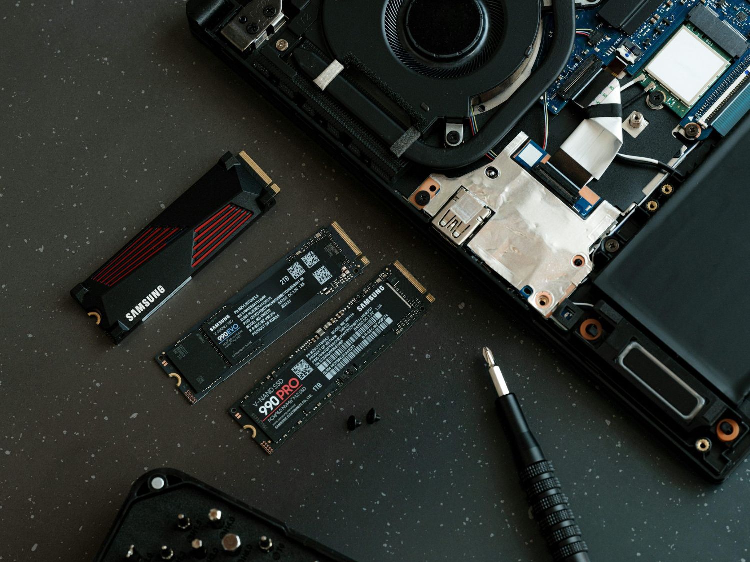 Modernizacja komputera z wykorzystaniem dysku SSD